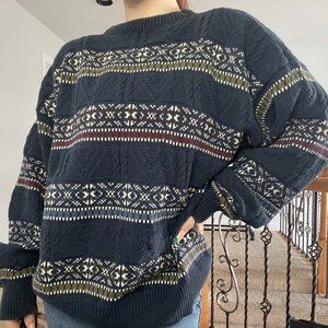 VINTAGE BLUE SWEATER NO TAG, FITS LIKE LARGE